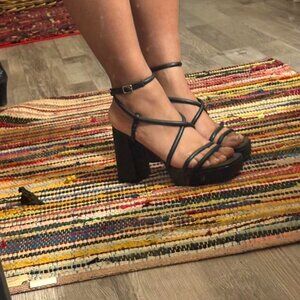 Marc Fisher Women's Black Courts